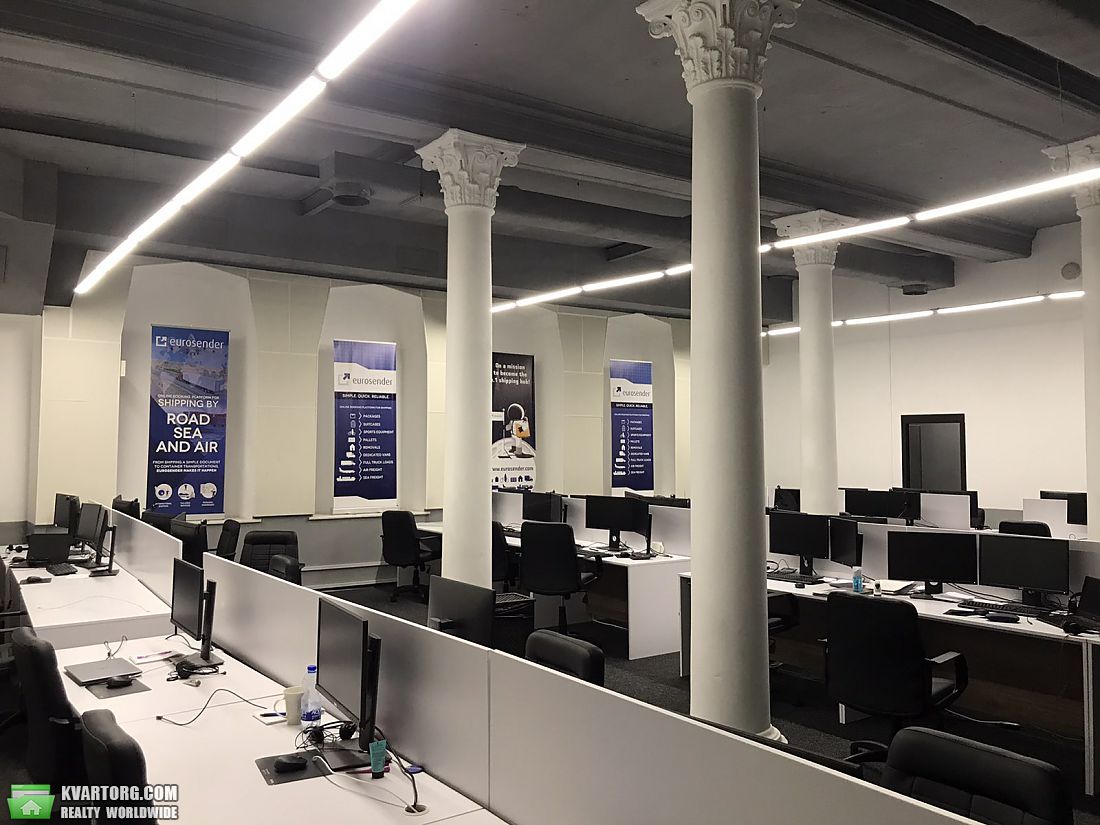 Rent out office. Киев,  Владимирская — photo 1