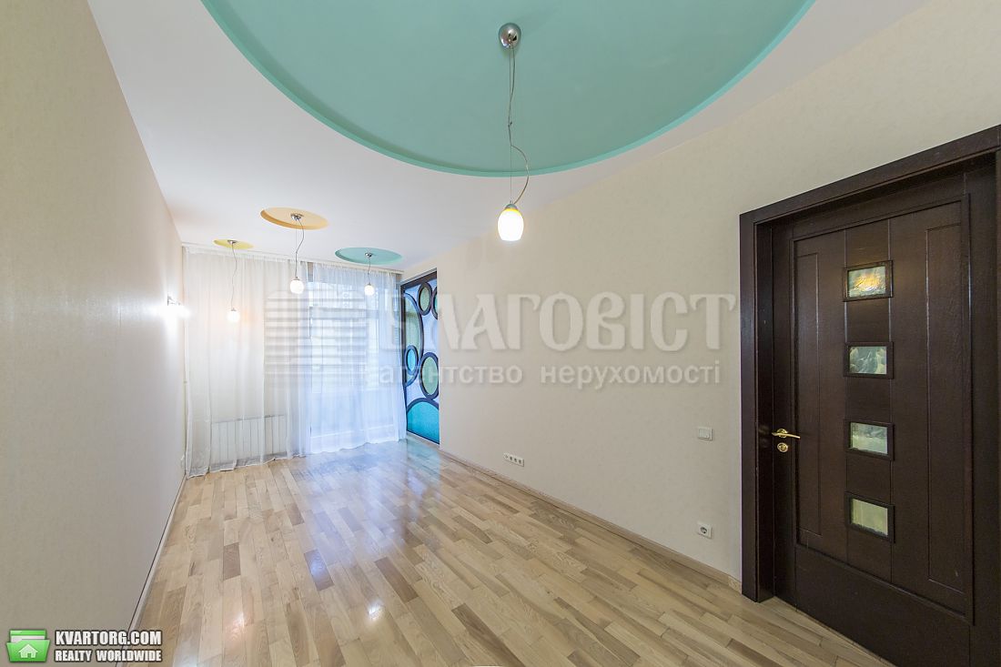 Rent out 3-room apartment. Киев,  Владимирская — photo 7