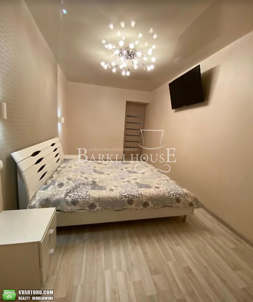 Rent out 3-room apartment. Киев,  Голосеевский пр — photo 3