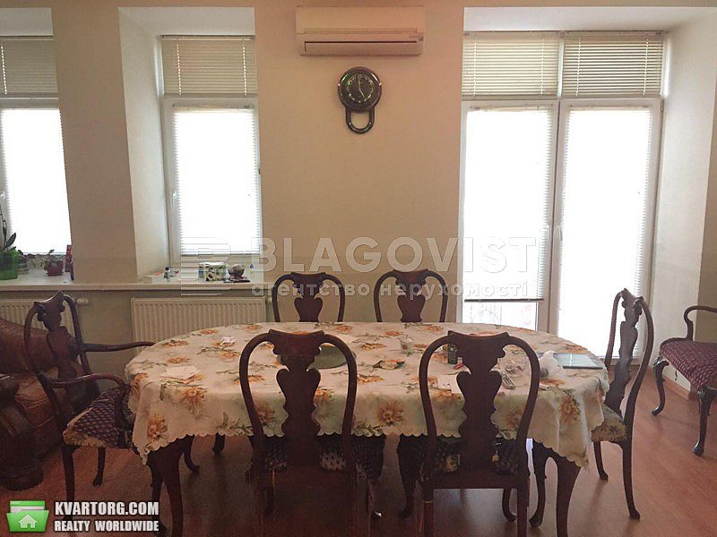 Sell 4-room apartment. Киев,  Почайнинская — photo 1