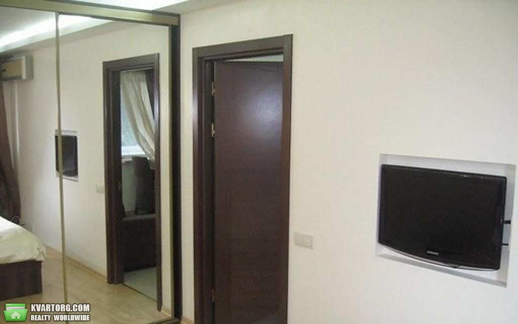 Rent out 2-room apartment. Киев,  Леси Украинки бул — photo 10