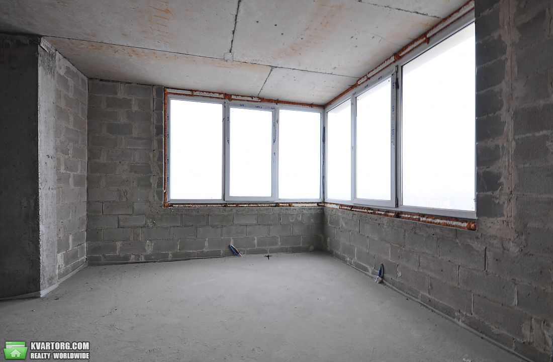 Sell 2-room apartment. Киев, ул. Харьковское шоссе — photo 4