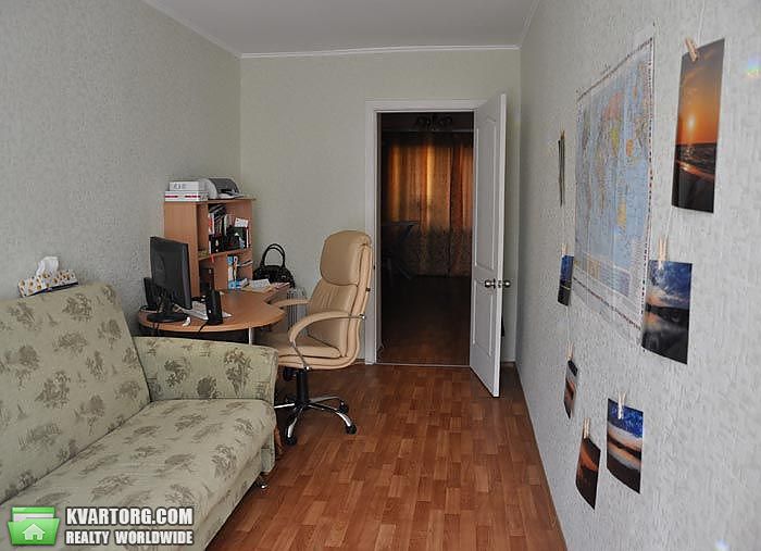 Sell 2-room apartment. Киев,  Дегтяревская — photo 1