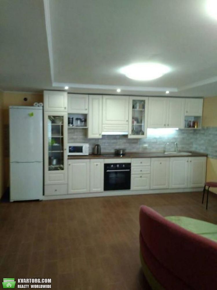 Rent out house. Киев, Подгорцы — photo 1