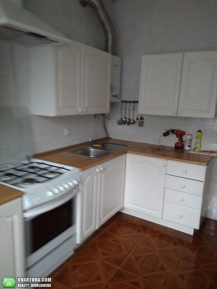 Rent out 2-room apartment. Киев,  Метростроевская — photo 6