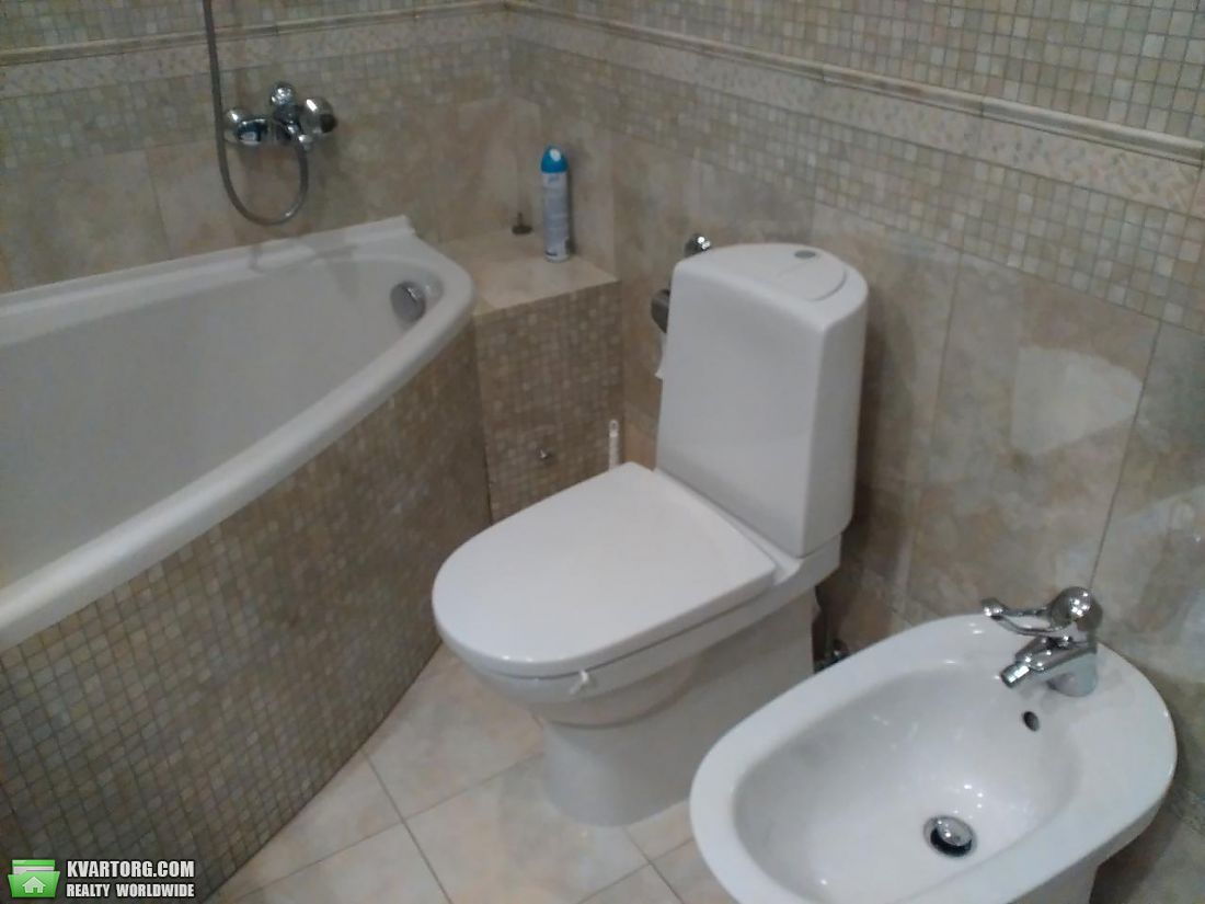 Rent out 3-room apartment. Киев,  Заньковецкой — photo 8
