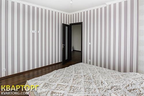 Sell 3-room apartment. Киев,  Ревуцкого — photo 1