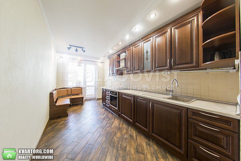 Rent out 3-room apartment. Киев,  Дарницкий бул — photo 5