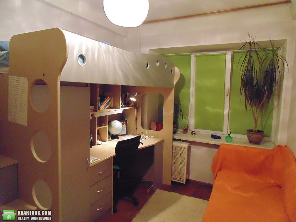 Sell 3-room apartment. Киев,  Русановская наб — photo 2