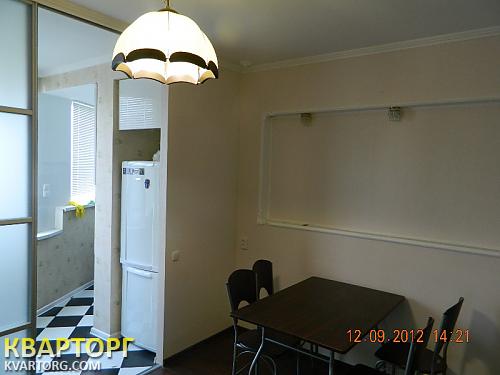 Rent out 1-room apartment. Киев,  Урловская — photo 3
