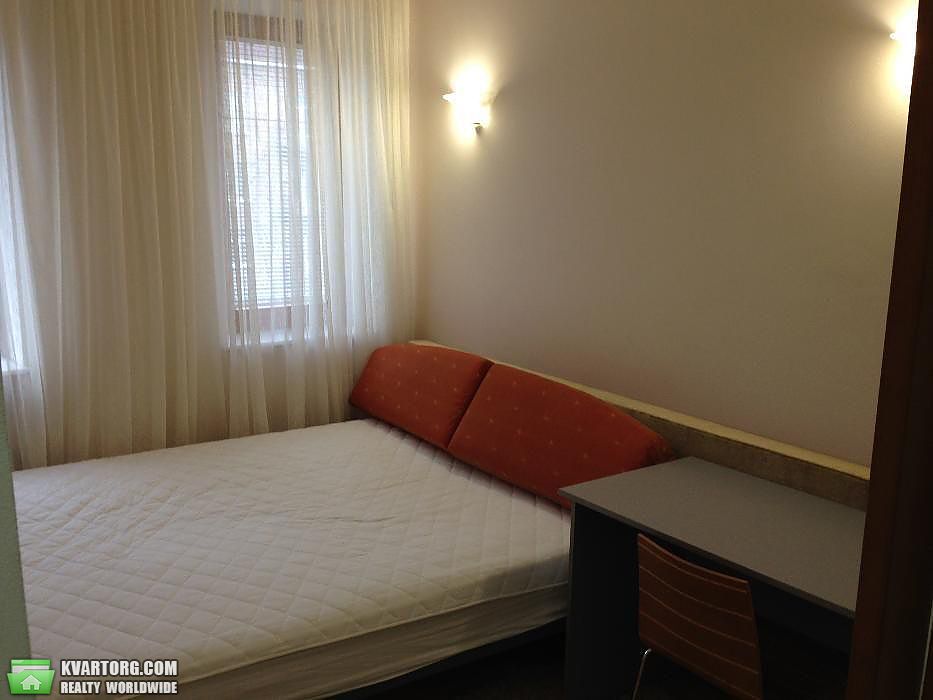 Rent out 4-room apartment. Киев, лаврская — photo 3