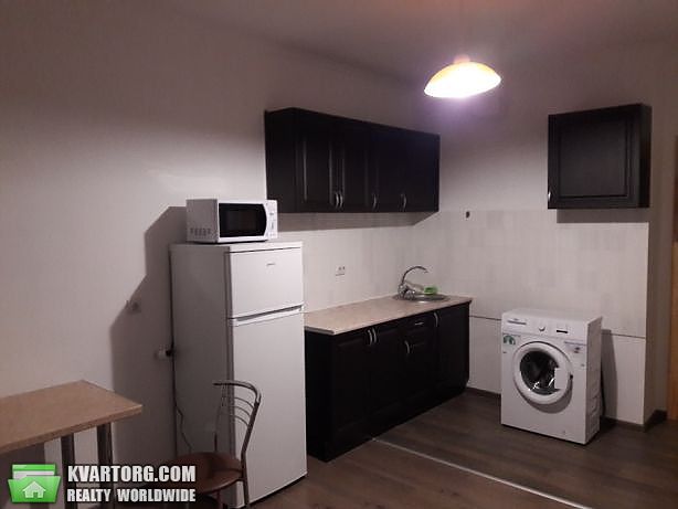 Rent out 1-room apartment. Киев,  Панельная — photo 2