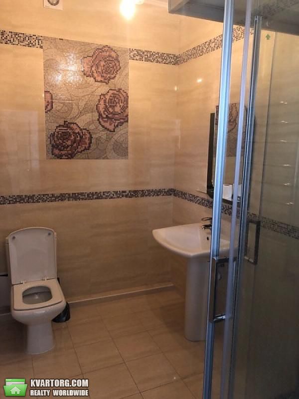 Rent out house. Киев,  Приречная — photo 9