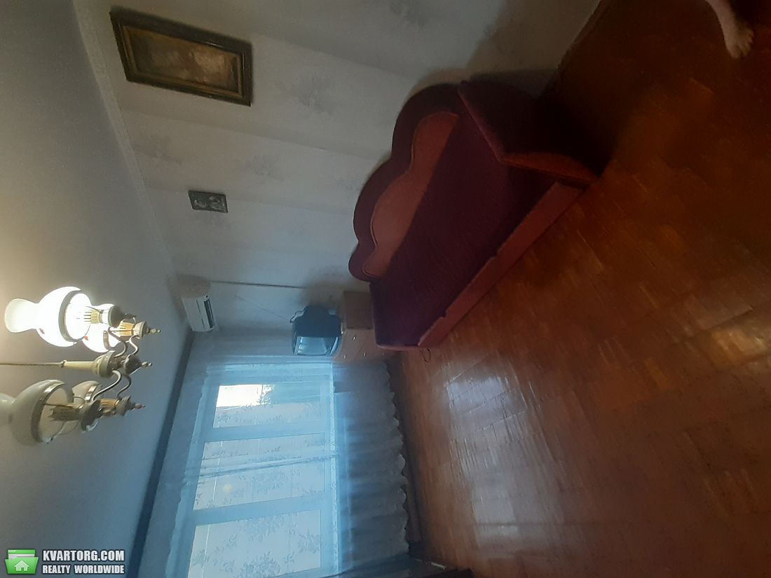 Rent out 1-room apartment. Киев, пр.Свободы — photo 2