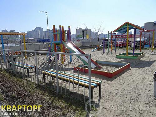 Sell 4-room apartment. Киев,  Срибнокильская — photo 7