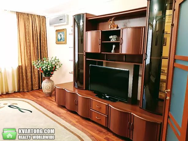 Rent out 2-room apartment. Киев,  Гришко — photo 2