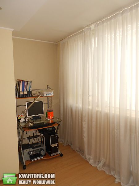 Rent out 3-room apartment. Днепропетровск, Рабочая — photo 2