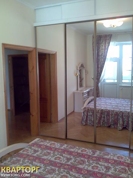 Rent out 4-room apartment. Киев,  Бехтеревский пер — photo 3