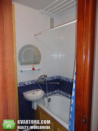 Rent out 1-room apartment. Киев,  Набережно-Корчеватская — photo 2