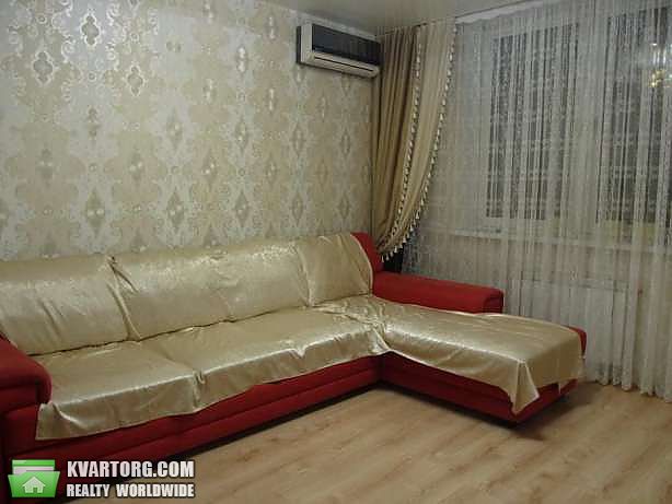 Rent out 2-room apartment. Киев,  Чавдар — photo 6