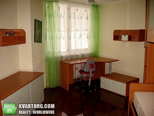 Rent out 4-room apartment. Киев, Героев Сталинграда пр — photo 7