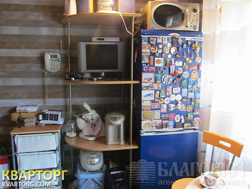 Sell 2-room apartment. Киев,  Братиславская — photo 1