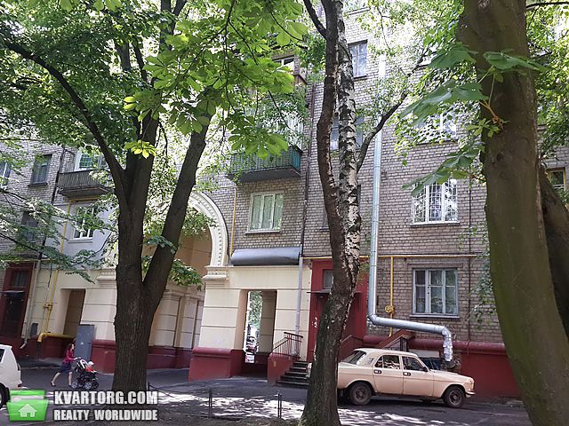 Sell 4-room apartment. Днепропетровск, Дзержинского — photo 1