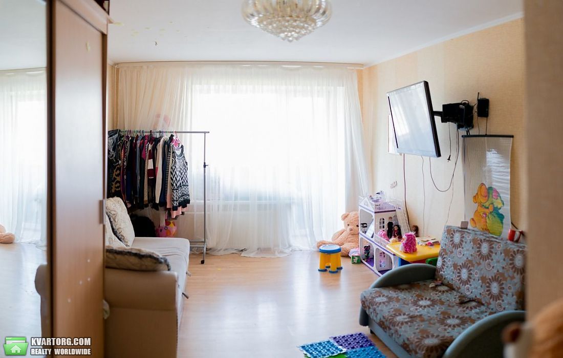 Rent out 1-room apartment. Киев, Волынская — photo 3