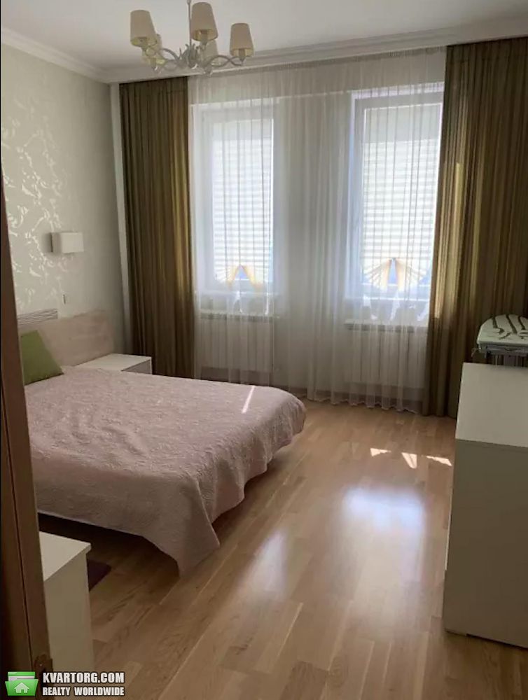 Rent out 2-room apartment. Киев,  Барбюса — photo 8