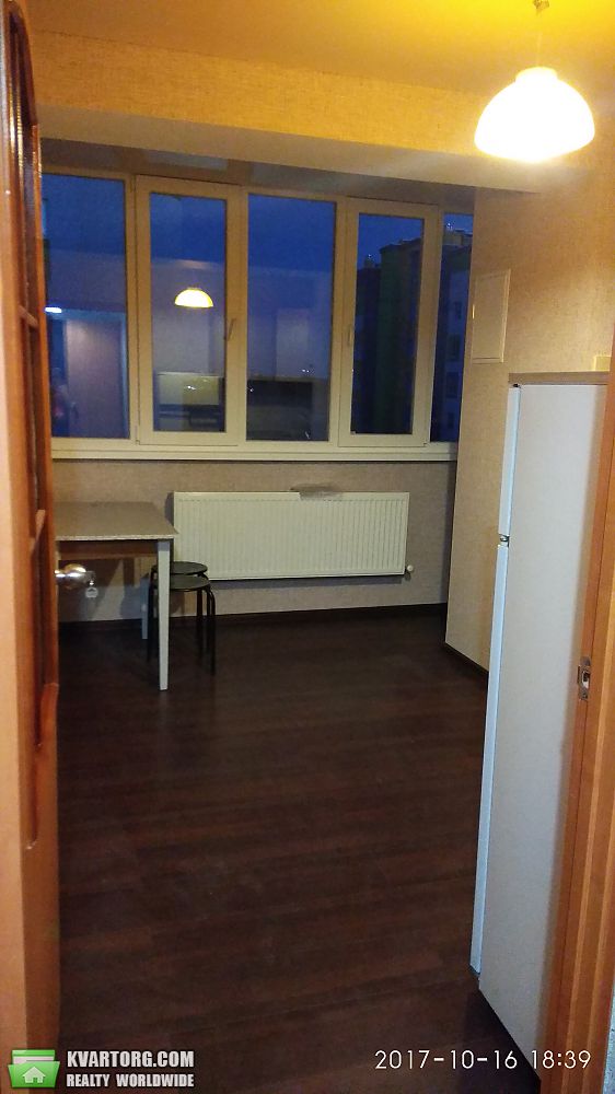 Rent out 1-room apartment. Киев,  Яблоневая — photo 5