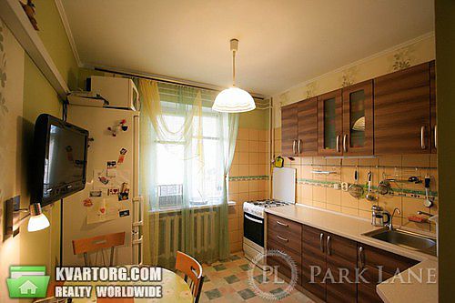 Sell 2-room apartment. Киев, Урловская — photo 1