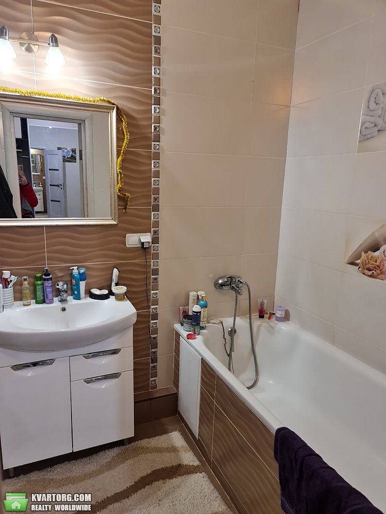 Rent out 1-room apartment. Киев,  Лебедева-Кумача — photo 4