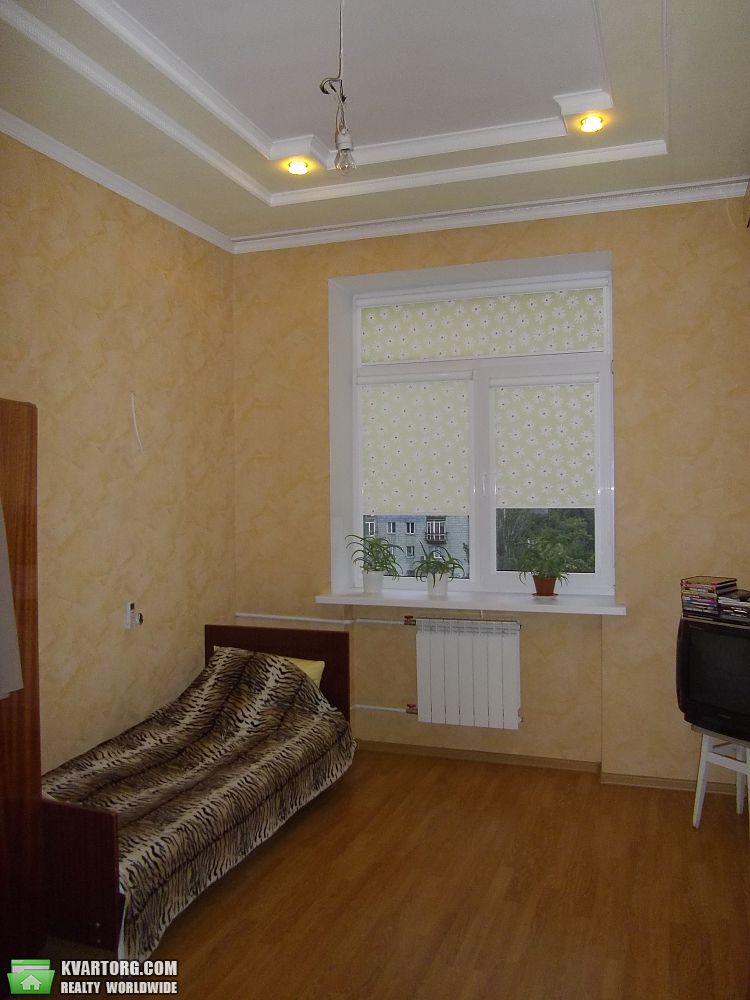 Sell 3-room apartment. Киев,  Харьковское шоссе — photo 3