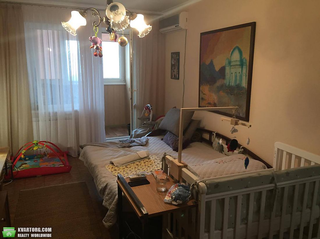 Sell 3-room apartment. Киев,  Харьковское шоссе — photo 4