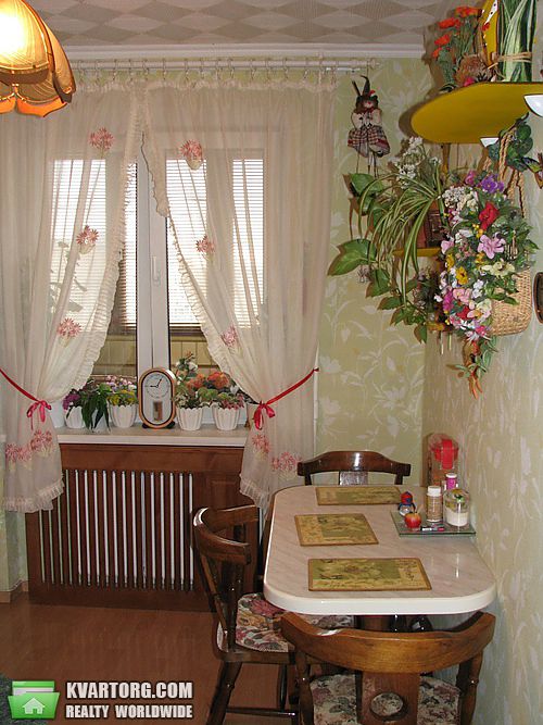 Sell 3-room apartment. Киев, Воздухофлотский пр — photo 2
