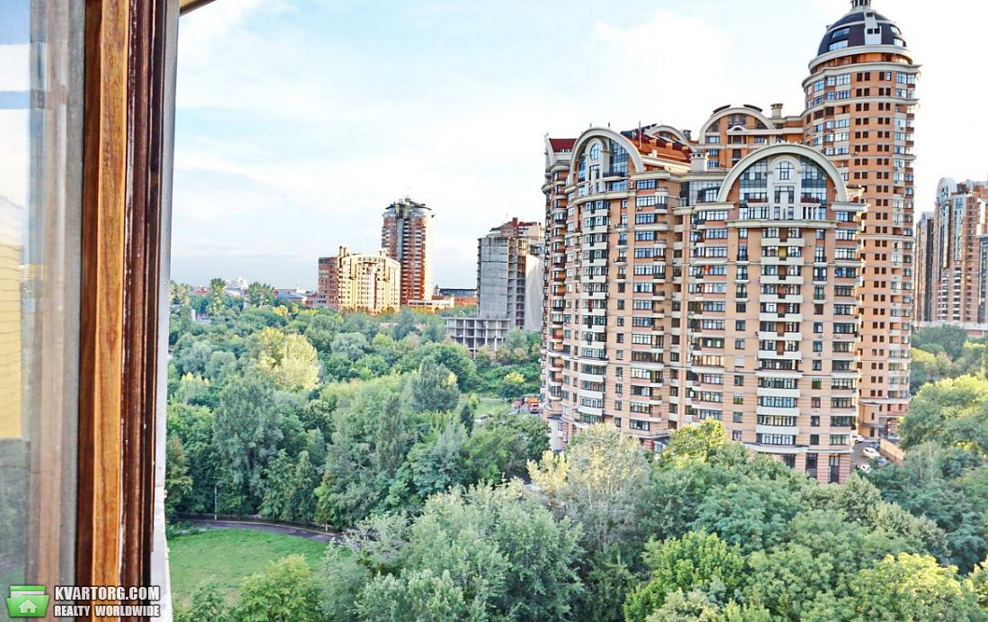 Rent out 4-room apartment. Киев,  Старонаводницкая — photo 1