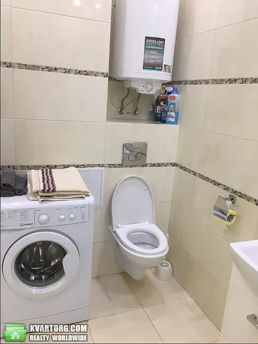 Rent out 1-room apartment. Киев,  Жилянская — photo 3