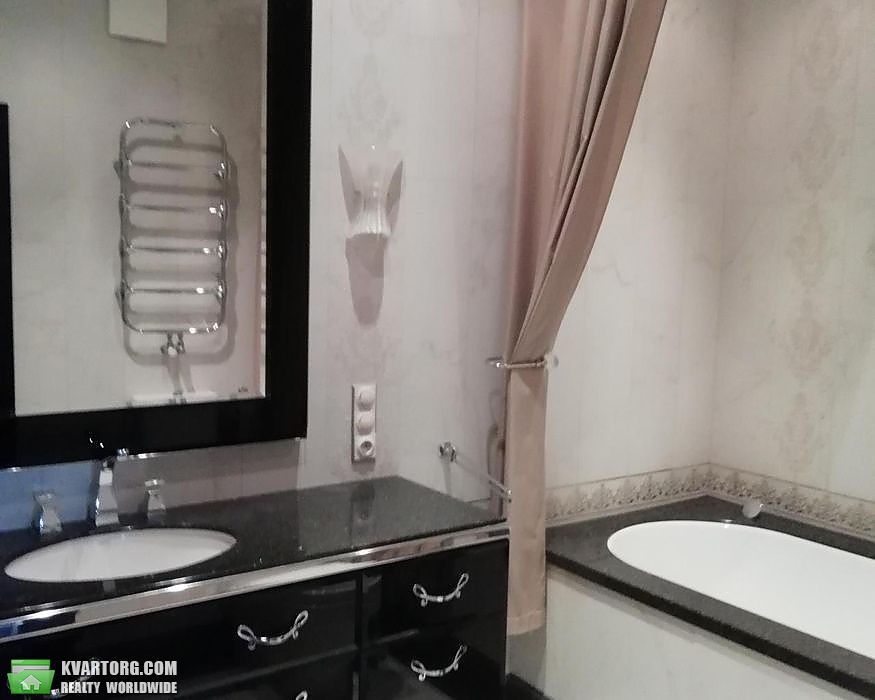 Rent out 3-room apartment. Киев, Дмитриевская — photo 9