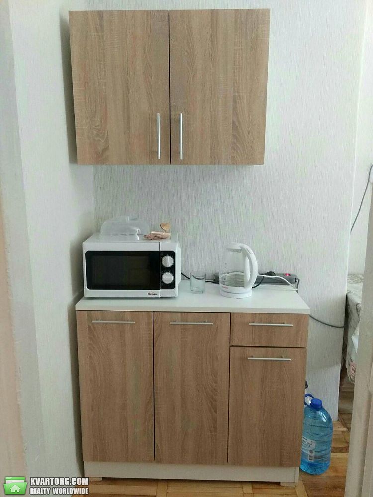 Rent out 2-room apartment. Киев,  Мазепы — photo 5