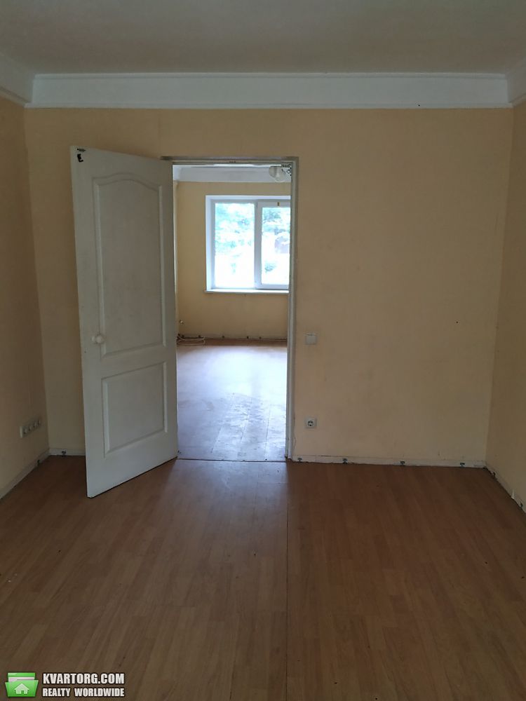 Sell 2-room apartment. Киев, Алишера Навои пр — photo 2