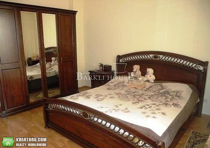 Rent out 4-room apartment. Киев,  Дмитриевская — photo 9
