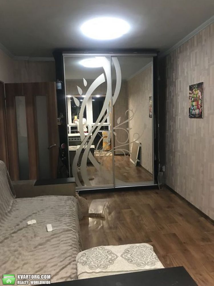 Sell 2-room apartment. Киев, Алма-Атинская — photo 1
