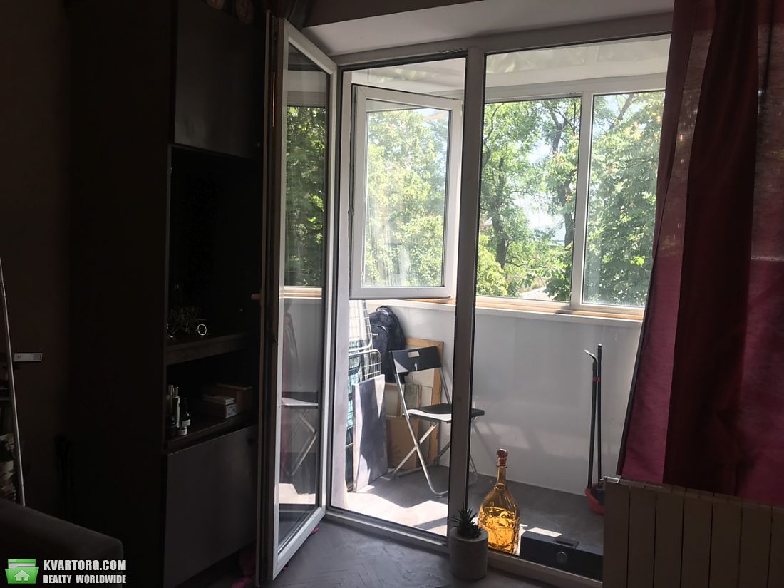 Sell 1-room apartment. Киев,  Дегтяревская — photo 3