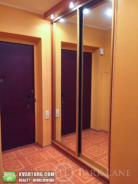 Sell 4-room apartment. Киев, Срибнокильская — photo 1