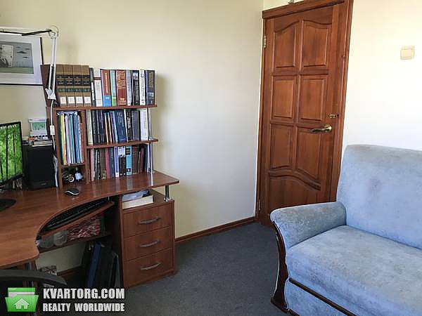 Sell 3-room apartment. Киев,  Стратегическое шоссе — photo 5