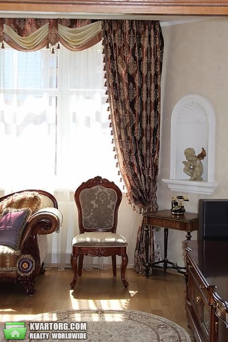 Rent out 3-room apartment. Киев,  Щорса — photo 7