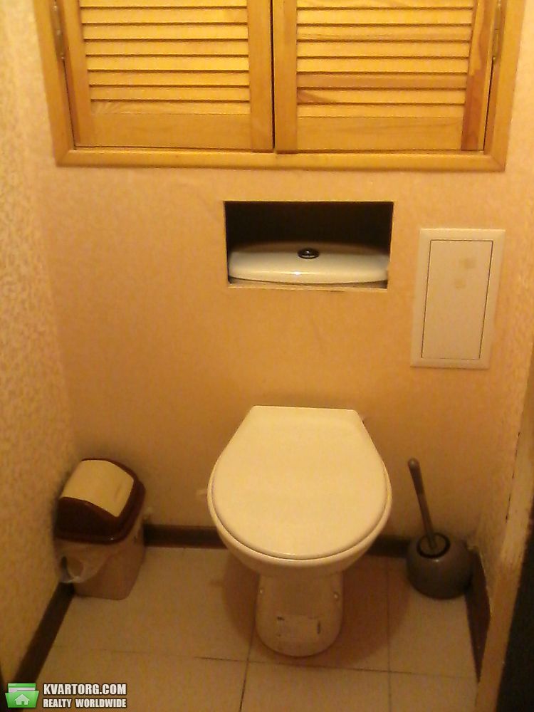 Rent out 2-room apartment. Киев, Волгоградская — photo 9