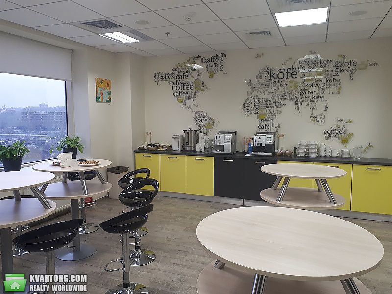 Rent out office. Киев, Жилянская — photo 6