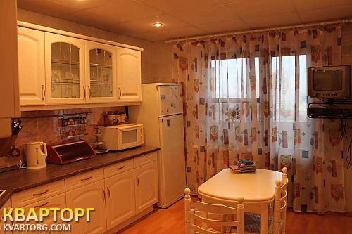 Sell 3-room apartment. Одесса, Клубничный переулок — photo 1