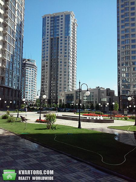 Sell 3-room apartment. Киев, Драгомирова — photo 1